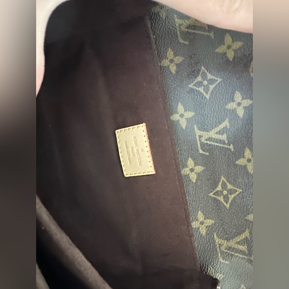 2️⃣4️⃣0️⃣0️⃣ free ship /Louis Vuitton Pouchette Métis - Picture 4 of 9